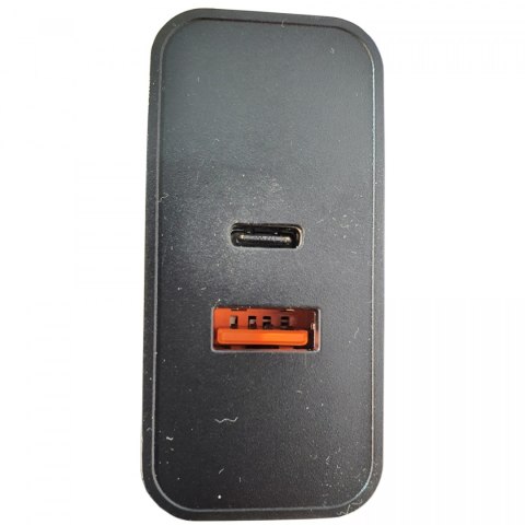 Qoltec Ładowarka sieciowa 63W | 5-20V | 1.5-3A | USB typ C PD | USB QC 3.0 | Czarna Qoltec Ładowarka sieciowa 63W | 5-20V | 1.5-3A | USB typ C PD | USB QC 3.0 | Czarna