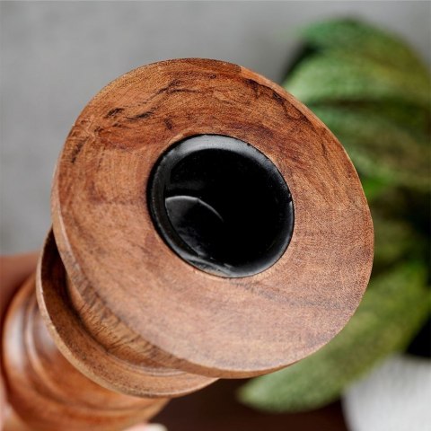 Świecznik na długą świeczkę drewniany 31,5 cm Świecznik na długą świeczkę drewniany 31,5 cm