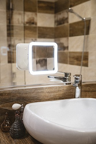 Lusterko LED łazienkowe Lusterko LED łazienkowe