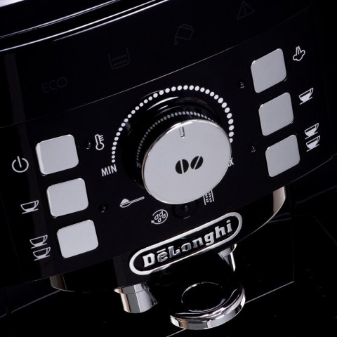 Ekspres ciśnieniowy automatyczny DeLonghi Magnifica ECAM 21.117B (1450W; kolor czarny) Ekspres ciśnieniowy automatyczny DeLonghi Magnifica ECAM 21.117B (1450W; kolor czarny)
