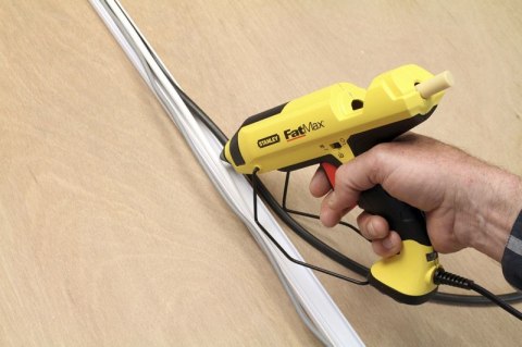 Pistolet do kleju na gorąco Stanley Fatmax PRO GR100R FMHT6-70418 200W Pistolet do kleju na gorąco Stanley Fatmax PRO GR100R FMHT6-70418 200W