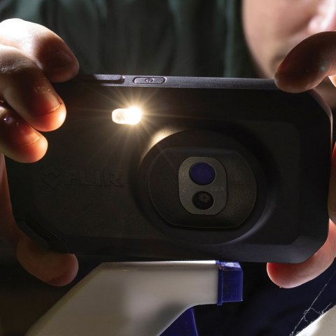FLIR KAMERA TERMOWIZYJNA Z TECHNOLOGIĄ POPRAWY OBRAZU MSX WI-FI I ŁĄCZNOŚCIĄ W CHMURZE, 128X96PX, DO 300STC, FOV 53,6ST, C3-X FLIR KAMERA TERMOWIZYJNA Z TECHNOLOGIĄ POPRAWY OBRAZU MSX WI-FI I ŁĄCZNOŚCIĄ W CHMURZE, 128X96PX, DO 300STC, FOV 53,6ST, C3-X