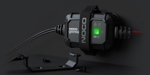 GENIUS2DEU 2A Direct-Mount Battery Charger