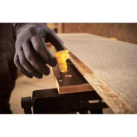 Stanley STST83400-1 stół warsztatowy Stół warsztatowy do obróbki drewna Stanley STST83400-1 stół warsztatowy Stół warsztatowy do obróbki drewna