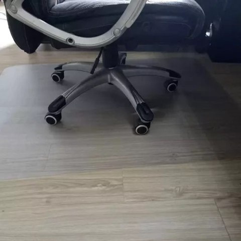 MATA OCHRONNA POD KRZESŁO 90X130CM RUHHY - MLECZNA