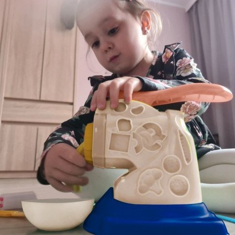 MASA PLASTYCZNA- ZESTAW KRUZZEL 22526