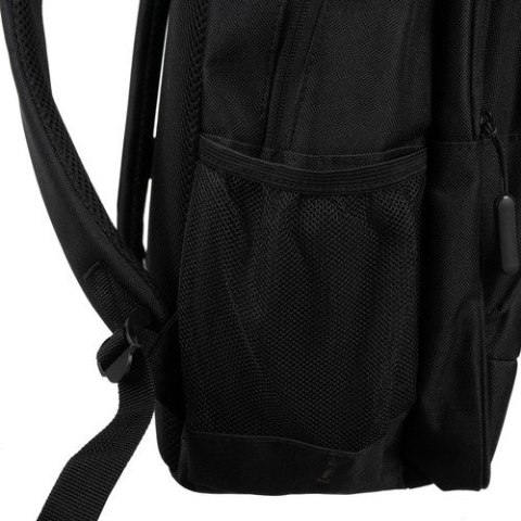 PLECAK 22L - CZARNY KRUZZEL 24524