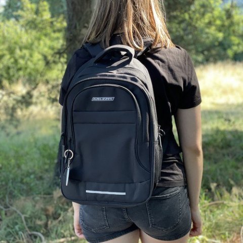 PLECAK 22L - CZARNY KRUZZEL 24524