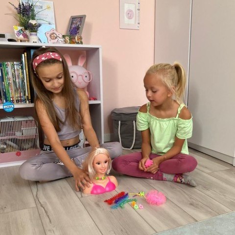 GŁOWA DO STYLIZACJI Z AKCESORIAMI 23437