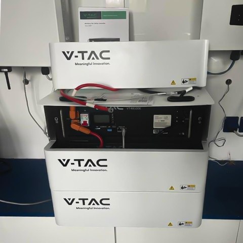 Stojak RACK do magazynów energii V-TAC VT48100E-P2 modularny regał 5,12kWh 5 modułów max (SKU 11556) Biały Stojak RACK do magazynów energii V-TAC VT48100E-P2 modularny regał 5,12kWh 5 modułów max (SKU 11556) Biały