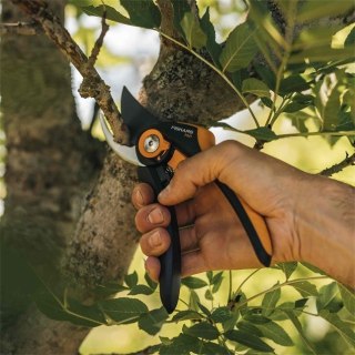Nożyce ogrodowe Fiskars Plus SmartFit P541 Bypass Czarny, Pomarańczowy