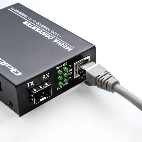 Qoltec Dwukierunkowy Media Konwerter SWITCH Ethernet 1x RJ45 1x SFP| 1000Mb/s | 5V
