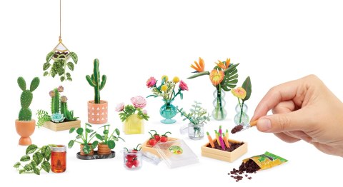 MGA's Miniverse Make It Mini Botanicals MGA's Miniverse Make It Mini Botanicals