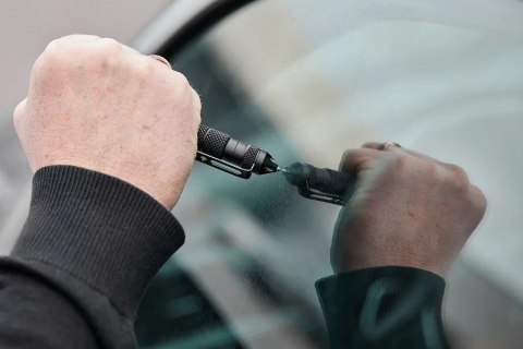 Długopis taktyczny GUARD Tactical Pen Kubotan ze zbijakiem do szyb (YC-008-BL) Długopis taktyczny GUARD Tactical Pen Kubotan ze zbijakiem do szyb (YC-008-BL)