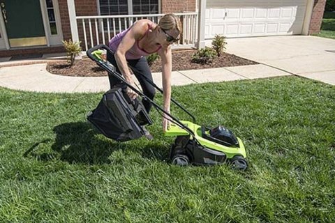 24V Kosiarka 33cm GREENWORKS GD24LM33 - 2516107 24V Kosiarka 33cm GREENWORKS GD24LM33 - 2516107