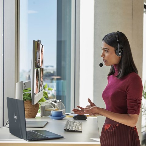 HP EliteOne 870 G9 AIO i5-12600 27"FHD 250nits Matt 16GB DDR5 4800 SSD512 UHD Graphics 770 W11Pro 3Y OnSite Silver