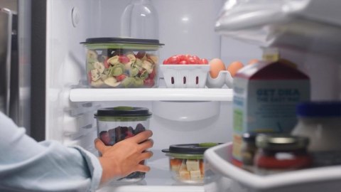 Pojemnik do przechowywania próżniowego FoodSaver FFC022X (1,18l ; FRESH 2.0) Pojemnik do przechowywania próżniowego FoodSaver FFC022X (1,18l ; FRESH 2.0)