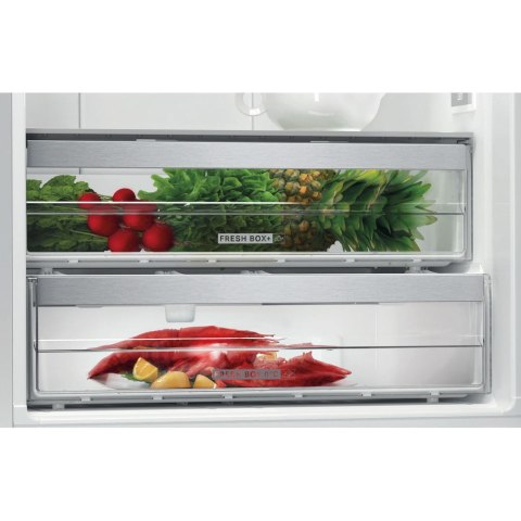 Chłodziarko-zamrażarka WHIRLPOOL WB70E 973 W Chłodziarko-zamrażarka WHIRLPOOL WB70E 973 W