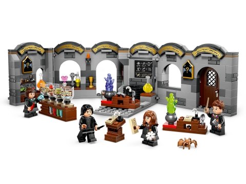 LEGO Harry Potter 76431 Zamek Hogwart: Zajęcia z eliksirów