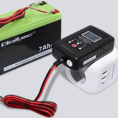 Qoltec Automatyczna ładowarka do akumulatora AGM GEL STD 6V 12V | Prostownik 30W z funkcją naprawy i wyświetlaczem LED | 2A | Di