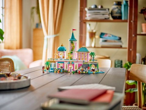 LEGO DISNEY 43267 PRINCESS CASTLE & ROYAL PETS