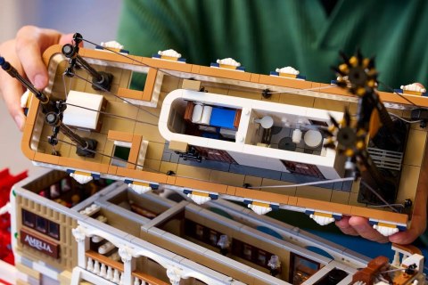LEGO 21356 Ideas - Parowiec rzeczny LEGO 21356 Ideas - Parowiec rzeczny