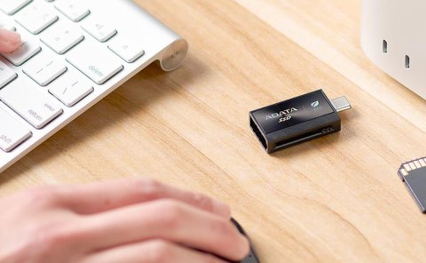 Adata Dysk Zewnętrzny SSD SC730 512G USB 3.2C/A 600/600MB/s czarny Adata Dysk Zewnętrzny SSD SC730 512G USB 3.2C/A 600/600MB/s czarny