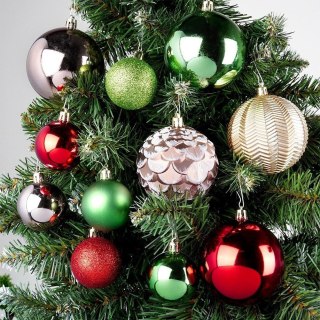 Bombki choinkowe nietłukące czerwone różowe złote zielone 8 / 5 cm 68 szt.