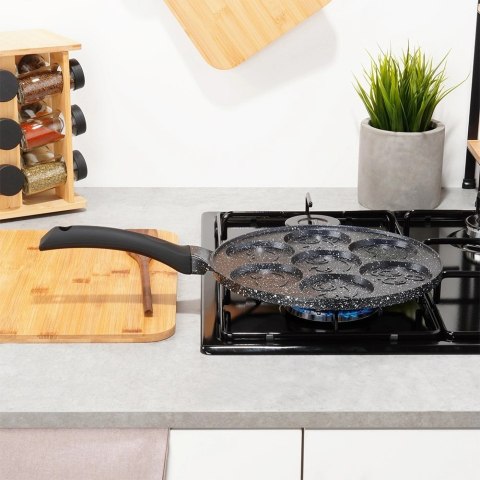 Patelnia do jajek granitowa 7 otworów BLACK LINE 26 cm