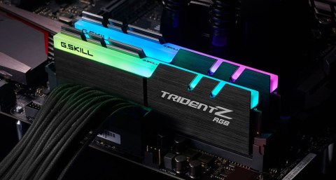 G.Skill Trident Z RGB F4-4000C18D-32GTZR moduł pamięci 32 GB 2 x 16 GB DDR4 4000 Mhz