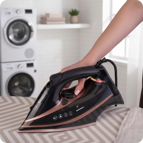 Żelazko parowe 3000W Berdsen BD-332 ceramiczna powłoka praca w pionie