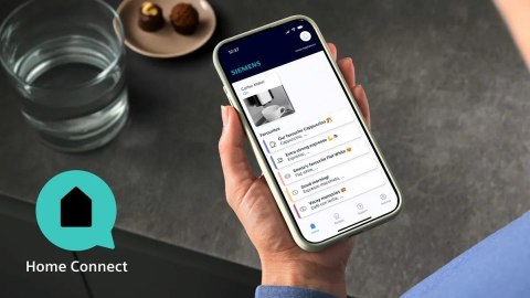 Ekspres ciśnieniowy Siemens TP713RO9 EQ700 (czarny; 19 barów)