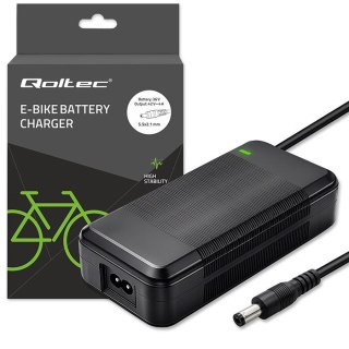 Qoltec Szybka Ładowarka do roweru skutera elektrycznego | 5.5*2.1 | 36V | 42V | 4A | wodoodporna +kabel zasilający