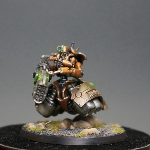 Warhammer 40.000 NECRONS – Lokhust Heavy Destroyer