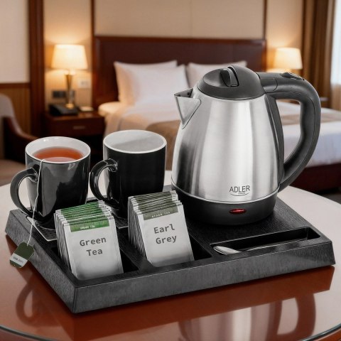 Adler AD 1354 Czajnik hotelowy Stal nierdzewna 1,2 l + Tacka z kubkami Czarny, Stalowy