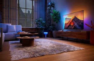 Philips 4K QLED Ambilight TV | 55PQS8611/12 | 55" | Smart TV | TITAN OS | UHD | Black