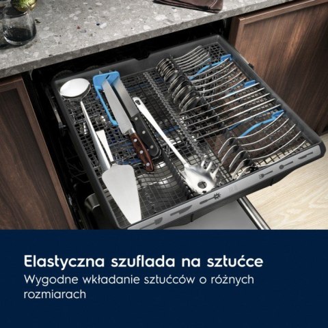 Zmywarka do zabudowy 45 cm ELECTROLUX EEM43200L | klasa C | 10 kpl | AirDry | termoobieg