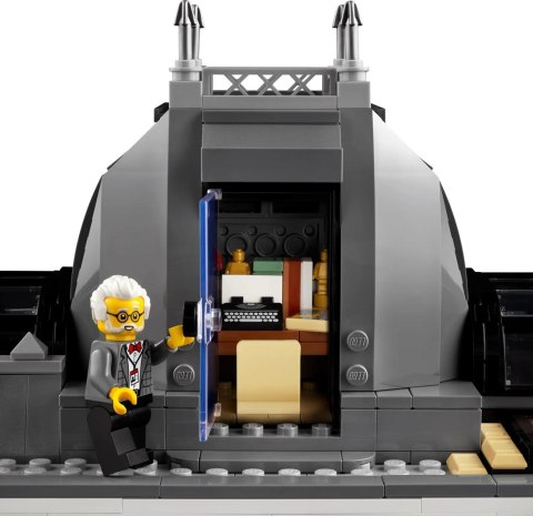LEGO Icons 10326 - Muzeum Historii Naturalnej
