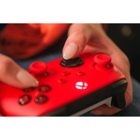 Microsoft Xbox Series Kontroler - Pulsujący czerwon (OUTLET)