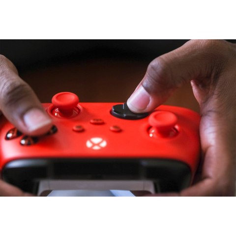 Microsoft Xbox Series Kontroler - Pulsujący czerwon (OUTLET)