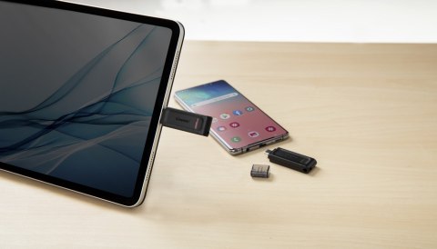 KINGSTON FLASH 128GB USB-C 3.2 Gen1 DataTraveler 70 (OUTLET)
