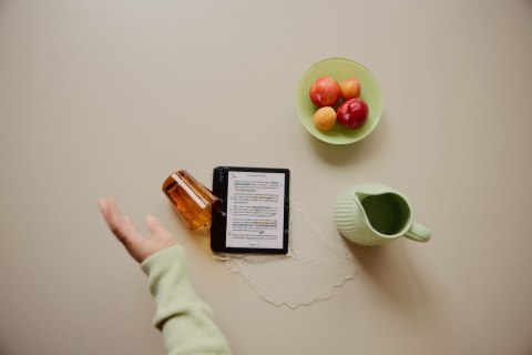 Czytnik e-booków Kobo Libra Colour 7" E-Ink Kaleido 3 32GB WI-FI White (OUTLET)