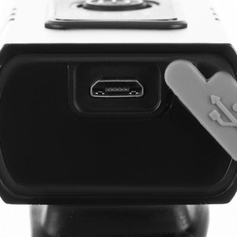 Lampka rowerowa 4T6 USB + tylne światło 15916 - uniwersalny Trizand Lampka rowerowa 4T6 USB + tylne światło 15916 - uniwersalny Trizand