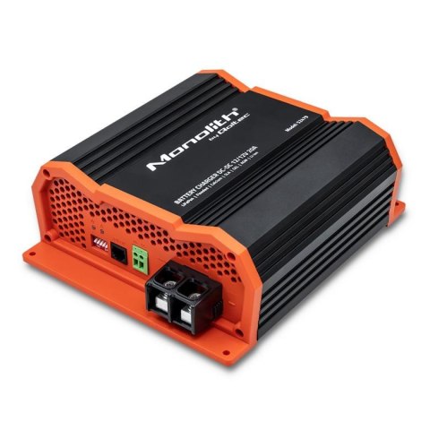 Ładowarka DC-DC Qoltec do dodatkowego akumulatora LiFePO4 AGM GEL 12V12V | 20A | 250W Ładowarka DC-DC Qoltec do dodatkowego akumulatora LiFePO4 AGM GEL 12V12V | 20A | 250W