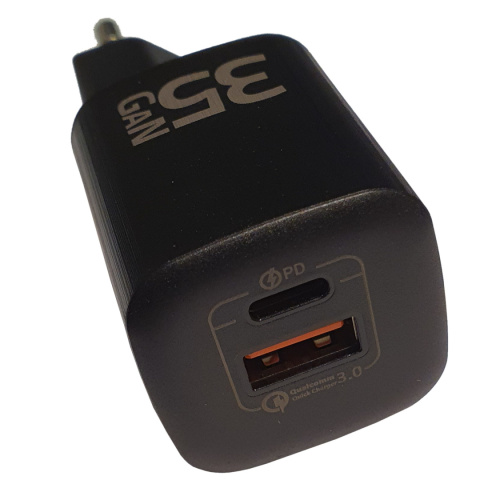 Ładowarka sieciowa Qoltec 35W GaN ULTRA | 5-20V | 2.25-3A | 1 x USB typ C PD | 1 x USB QC 3.0 | Czarna Ładowarka sieciowa Qoltec 35W GaN ULTRA | 5-20V | 2.25-3A | 1 x USB typ C PD | 1 x USB QC 3.0 | Czarna