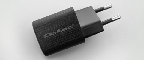 Ładowarka sieciowa Qoltec 35W GaN ULTRA | 5-20V | 2.25-3A | 1 x USB typ C PD | 1 x USB QC 3.0 | Czarna Ładowarka sieciowa Qoltec 35W GaN ULTRA | 5-20V | 2.25-3A | 1 x USB typ C PD | 1 x USB QC 3.0 | Czarna