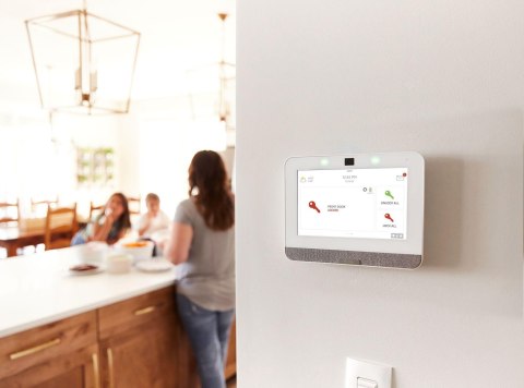 Qolsys Centrala IQPanel4 IQ PANEL 4 EU PLUG WHITE Qolsys Centrala IQPanel4 IQ PANEL 4 EU PLUG WHITE