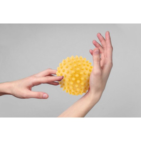 PIŁKA DO MASAŻU I FITNESS 9,5CM NS-957 ŻÓŁTA