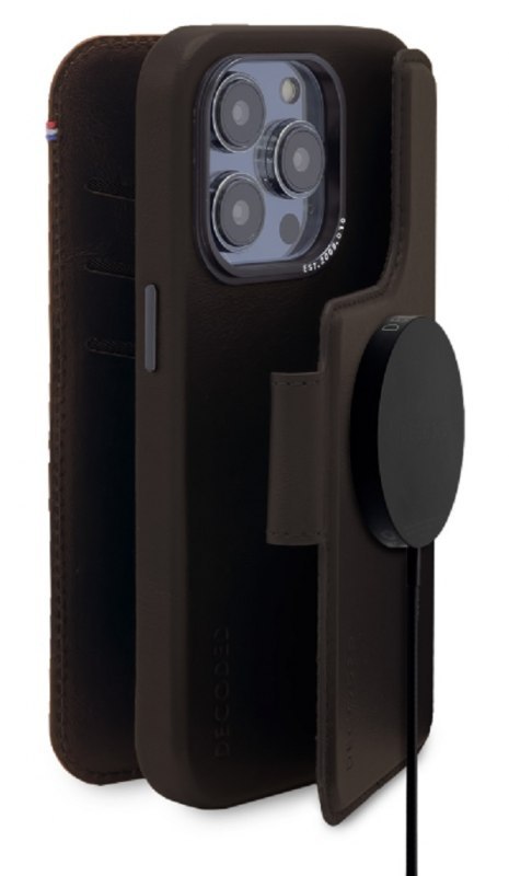 Decoded Detachable Wallet - skórzana obudowa ochronna do iPhone 14 Pro kompatybilna z MagSafe (brown) Decoded Detachable Wallet - skórzana obudowa ochronna do iPhone 14 Pro kompatybilna z MagSafe (brown)